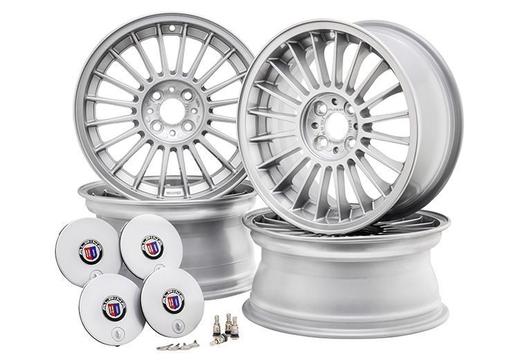 BMW　E30　16インチクラシックアロイホイールセット （7J+7J）